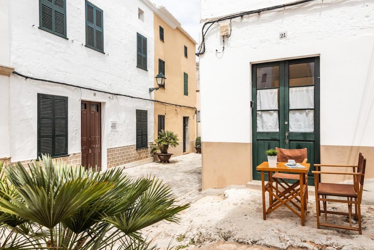Roques 24 Villa Ciutadella  Exteriör bild